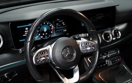 Mercedes-Benz E-Класс, 2019 год, 3 190 000 рублей, 13 фотография