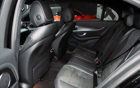 Mercedes-Benz E-Класс, 2019 год, 3 190 000 рублей, 14 фотография