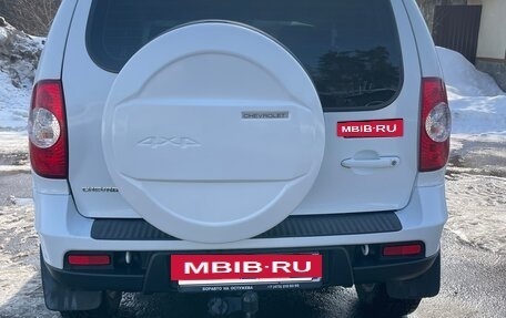 Chevrolet Niva I рестайлинг, 2017 год, 819 000 рублей, 4 фотография