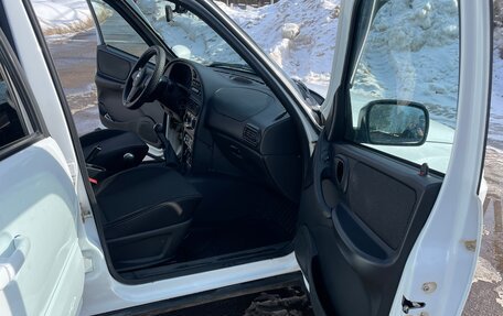 Chevrolet Niva I рестайлинг, 2017 год, 819 000 рублей, 10 фотография