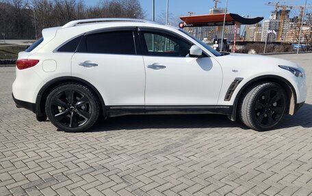 Infiniti FX II, 2010 год, 2 100 000 рублей, 7 фотография