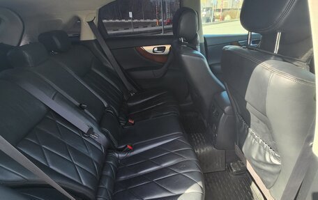 Infiniti FX II, 2010 год, 2 100 000 рублей, 12 фотография