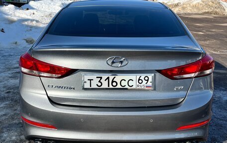 Hyundai Elantra VI рестайлинг, 2016 год, 1 490 000 рублей, 20 фотография