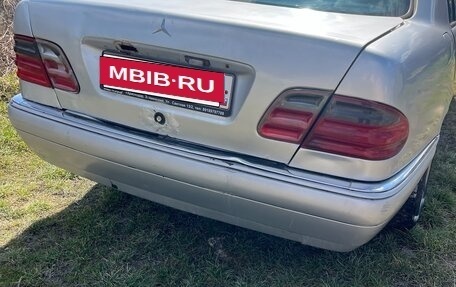 Mercedes-Benz E-Класс, 1999 год, 250 000 рублей, 10 фотография