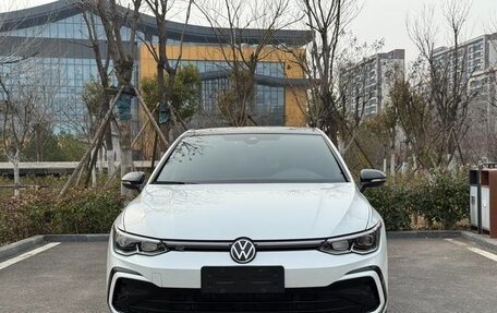 Volkswagen Golf VIII, 2023 год, 2 158 000 рублей, 7 фотография