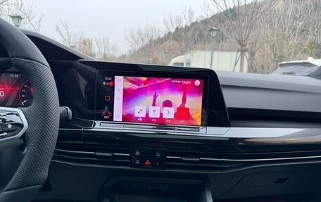 Volkswagen Golf VIII, 2023 год, 2 158 000 рублей, 14 фотография