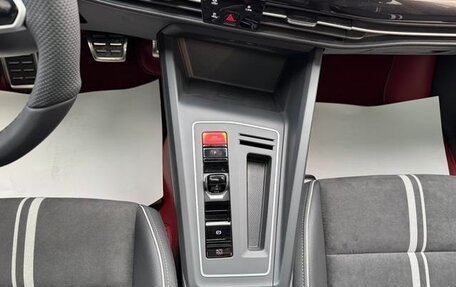 Volkswagen Golf VIII, 2023 год, 2 158 000 рублей, 17 фотография