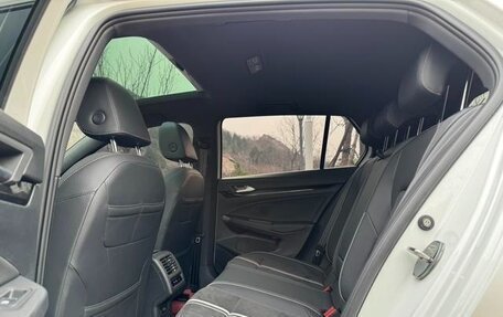 Volkswagen Golf VIII, 2023 год, 2 158 000 рублей, 20 фотография