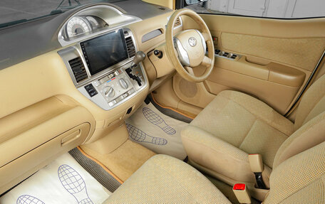 Toyota Raum II, 2003 год, 559 000 рублей, 11 фотография