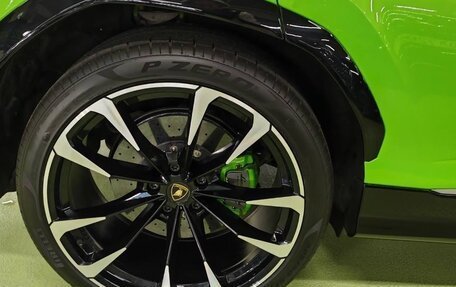 Lamborghini Urus I, 2020 год, 25 000 000 рублей, 8 фотография