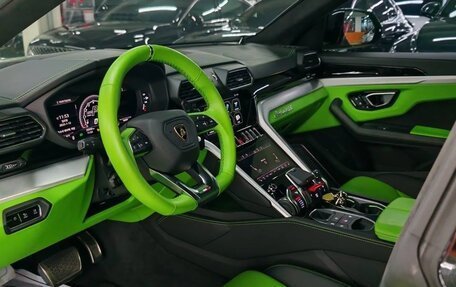 Lamborghini Urus I, 2020 год, 25 000 000 рублей, 13 фотография