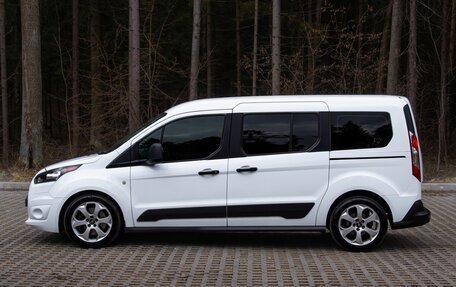 Ford Tourneo Connect II рестайлинг, 2017 год, 1 990 000 рублей, 7 фотография