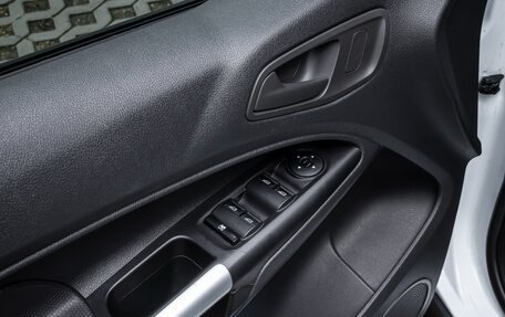 Ford Tourneo Connect II рестайлинг, 2017 год, 1 990 000 рублей, 25 фотография