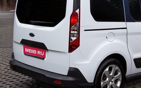 Ford Tourneo Connect II рестайлинг, 2017 год, 1 990 000 рублей, 30 фотография