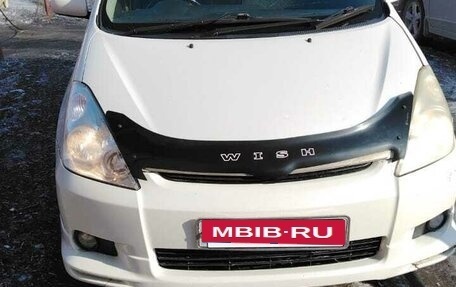 Toyota Wish II, 2003 год, 580 000 рублей, 2 фотография