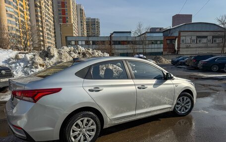 Hyundai Solaris II рестайлинг, 2019 год, 1 300 000 рублей, 6 фотография