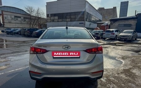 Hyundai Solaris II рестайлинг, 2019 год, 1 300 000 рублей, 4 фотография