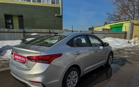Hyundai Solaris II рестайлинг, 2019 год, 1 300 000 рублей, 5 фотография