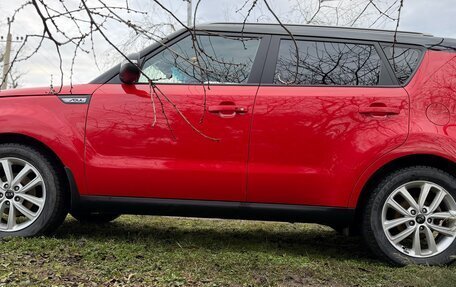 KIA Soul II рестайлинг, 2018 год, 1 390 000 рублей, 2 фотография