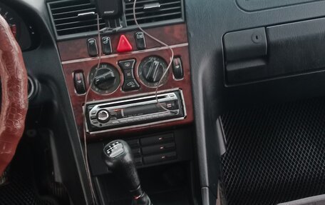 Mercedes-Benz C-Класс, 1998 год, 350 000 рублей, 2 фотография