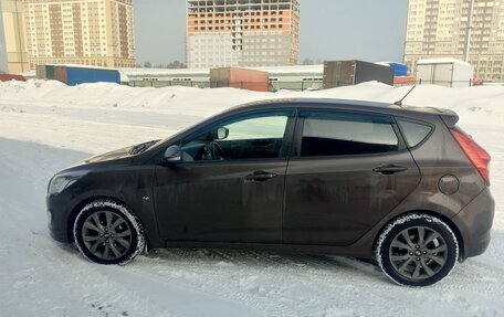 Hyundai Solaris II рестайлинг, 2016 год, 940 000 рублей, 2 фотография