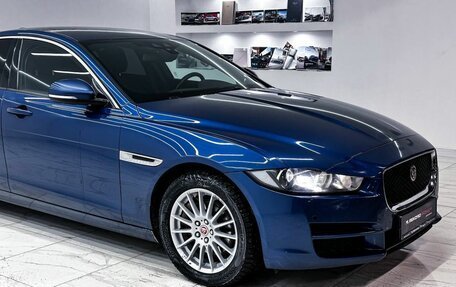 Jaguar XE I рестайлинг, 2016 год, 2 400 000 рублей, 6 фотография