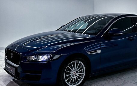 Jaguar XE I рестайлинг, 2016 год, 2 400 000 рублей, 2 фотография