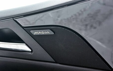 Jaguar XE I рестайлинг, 2016 год, 2 400 000 рублей, 22 фотография