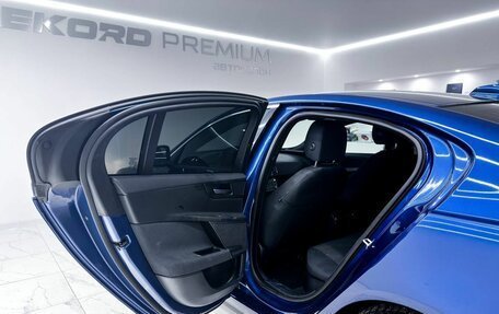 Jaguar XE I рестайлинг, 2016 год, 2 400 000 рублей, 24 фотография