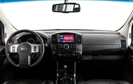 Nissan Pathfinder, 2010 год, 999 000 рублей, 10 фотография