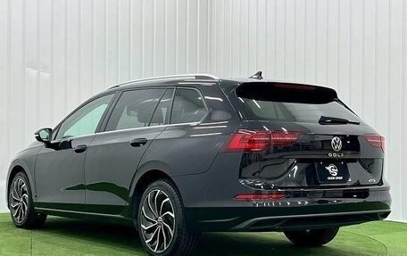 Volkswagen Golf VIII, 2021 год, 1 490 000 рублей, 7 фотография