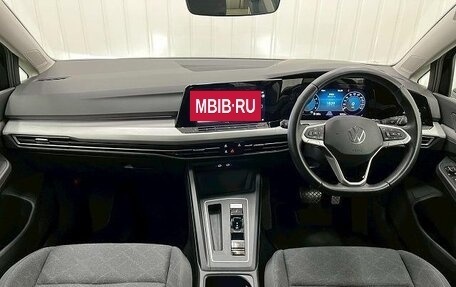 Volkswagen Golf VIII, 2021 год, 1 490 000 рублей, 14 фотография