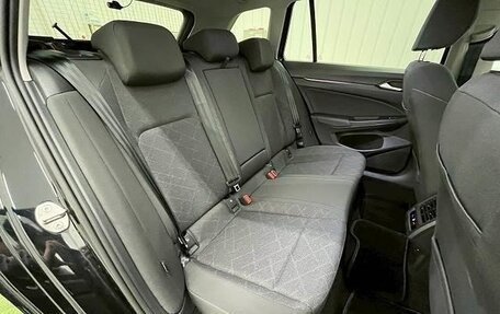 Volkswagen Golf VIII, 2021 год, 1 490 000 рублей, 22 фотография