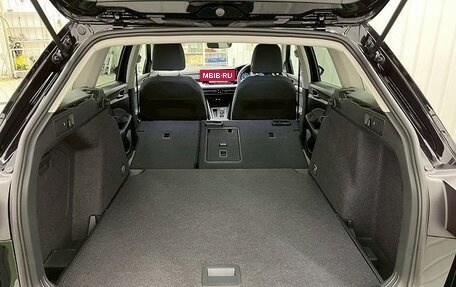 Volkswagen Golf VIII, 2021 год, 1 490 000 рублей, 29 фотография