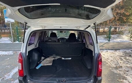 Toyota Probox I, 2002 год, 395 000 рублей, 21 фотография