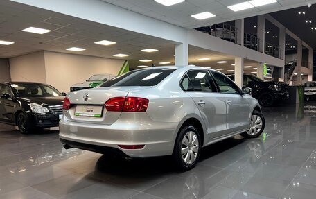 Volkswagen Jetta VI, 2012 год, 1 120 000 рублей, 2 фотография