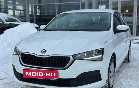 Skoda Rapid II, 2020 год, 1 325 000 рублей, 2 фотография