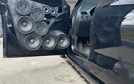 Volkswagen Polo VI (EU Market), 2010 год, 1 200 000 рублей, 2 фотография