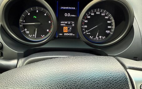 Toyota Land Cruiser Prado 150 рестайлинг 2, 2014 год, 3 450 000 рублей, 1 фотография