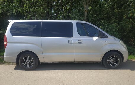 Hyundai Grand Starex Grand Starex I рестайлинг 2, 2010 год, 1 400 000 рублей, 5 фотография