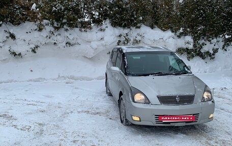 Toyota Opa I рестайлинг, 2000 год, 440 000 рублей, 3 фотография