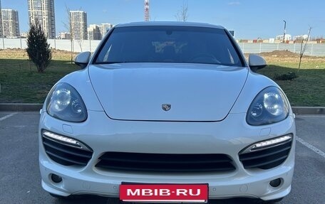 Porsche Cayenne III, 2012 год, 2 300 000 рублей, 2 фотография