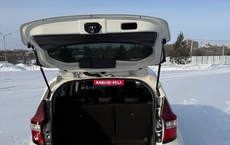 Nissan Note II рестайлинг, 2019 год, 1 200 000 рублей, 12 фотография