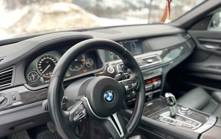 BMW 7 серия, 2010 год, 1 700 000 рублей, 12 фотография