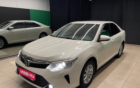 Toyota Camry, 2016 год, 1 700 000 рублей, 3 фотография