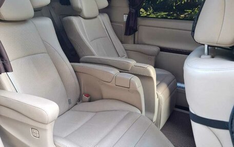 Toyota Vellfire I, 2009 год, 2 450 000 рублей, 7 фотография