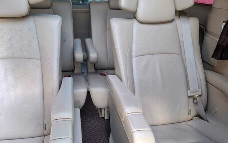 Toyota Vellfire I, 2009 год, 2 450 000 рублей, 9 фотография