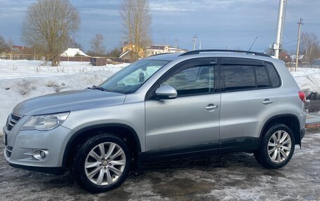 Volkswagen Tiguan I, 2009 год, 830 000 рублей, 2 фотография