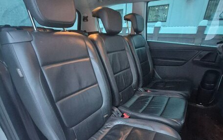 Volkswagen Sharan II, 2011 год, 1 400 000 рублей, 10 фотография