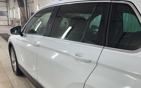 Volkswagen Tiguan II, 2017 год, 2 600 000 рублей, 5 фотография